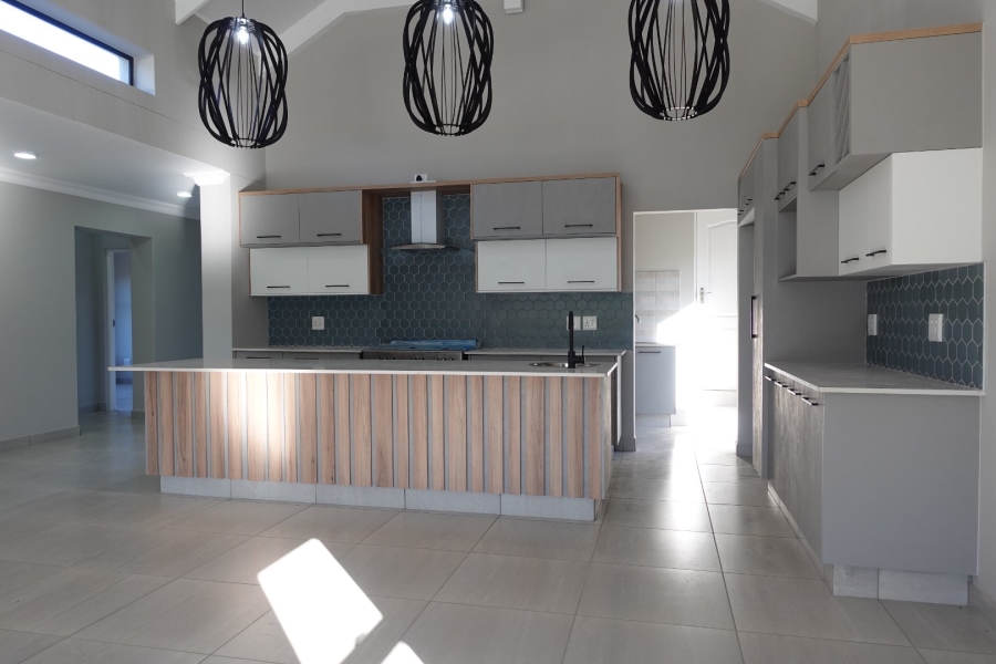 3 Bedroom Property for Sale in Reebok Western Cape